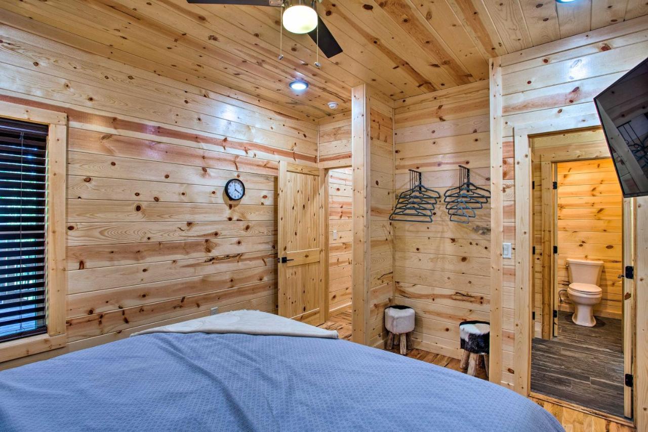 Luxe Broken Bow Cabin Game Room, Fire Pit And Deck! Exteriér fotografie