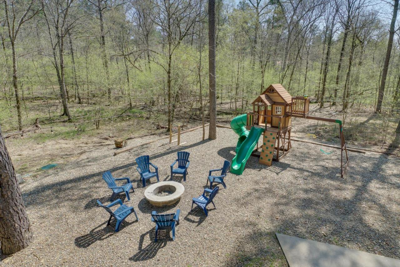 Luxe Broken Bow Cabin Game Room, Fire Pit And Deck! Exteriér fotografie